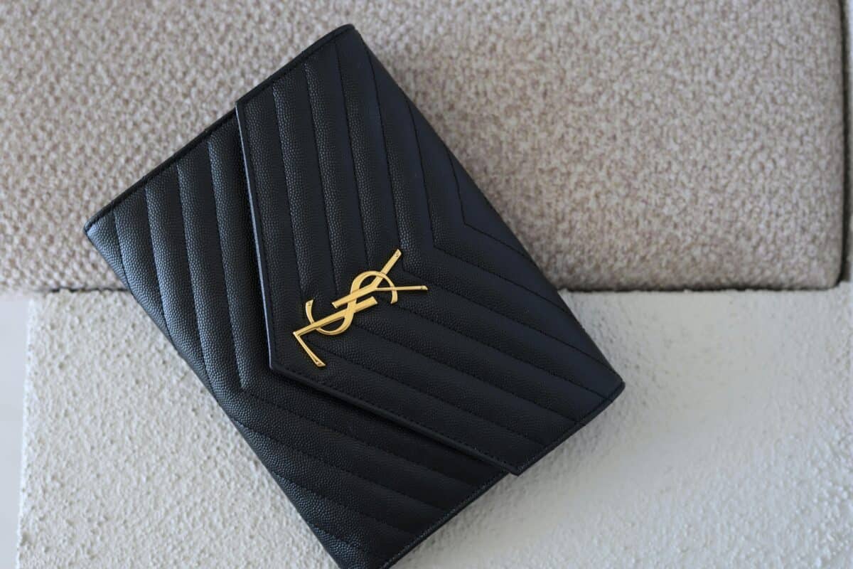 pexels-photo-33074934.jpeg Elegant women's clutch from Maison Nuvelliq